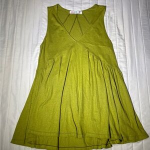 Women’s Olive Green V-Neck Sleeveless Tunic Top oversized
